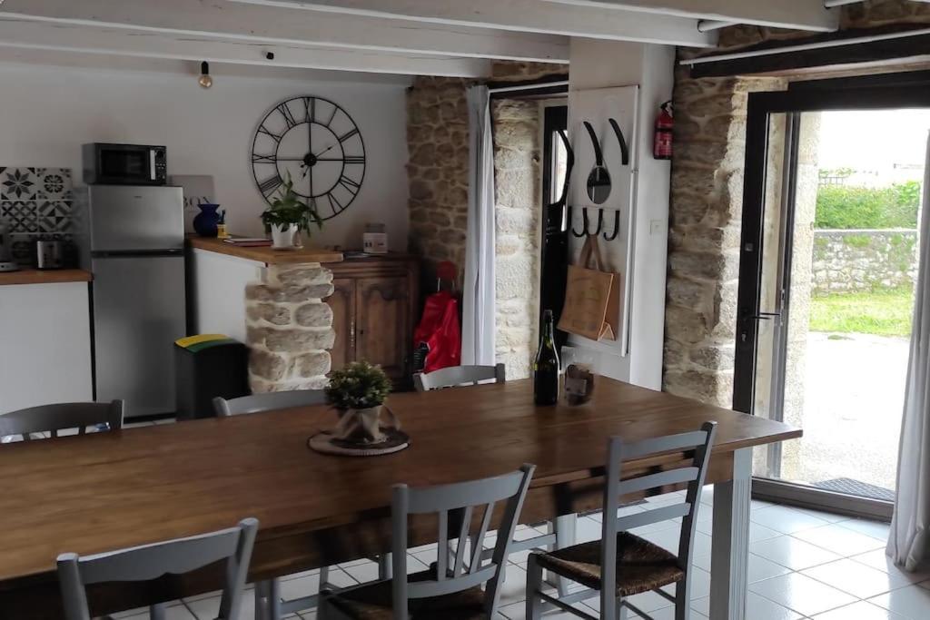 Maison De Pecheur Bord De Mer Bois Et Pierre 6-8 Pers Plobannalec Eksteriør billede