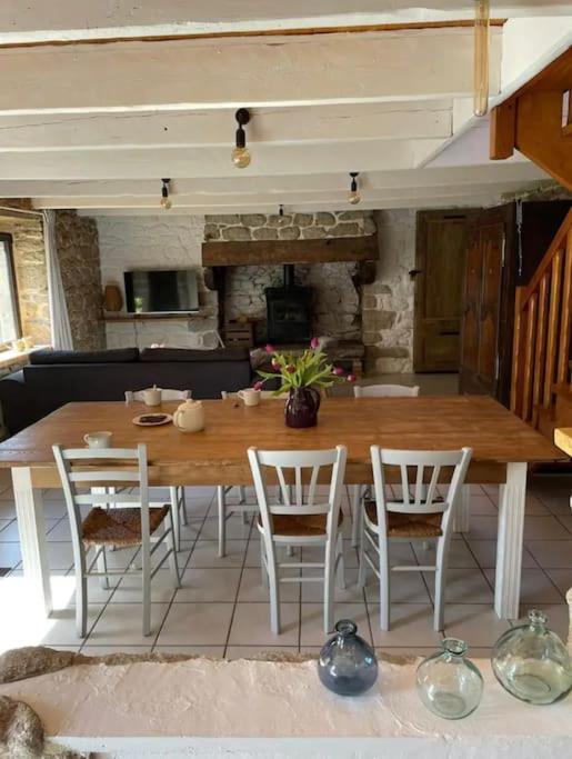 Maison De Pecheur Bord De Mer Bois Et Pierre 6-8 Pers Plobannalec Eksteriør billede