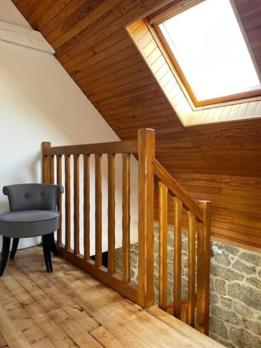Maison De Pecheur Bord De Mer Bois Et Pierre 6-8 Pers Plobannalec Eksteriør billede